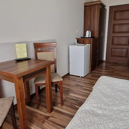 홈스테이 Roza Wiatrow Władysławowo