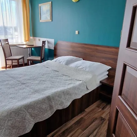 Roza Wiatrow 홈스테이